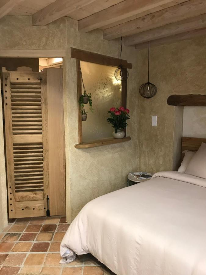 Chambre Les Marguerites Клюні Екстер'єр фото