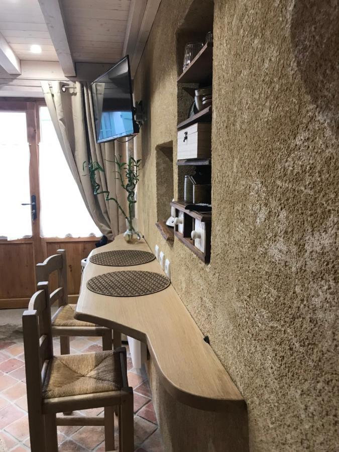Chambre Les Marguerites Клюні Екстер'єр фото